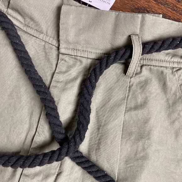 KNOW . ONE . CARES  PAPER BAG SHORTS SIZE SMALL FROM NORDSTROM-BNWT - Picture 3 of 8